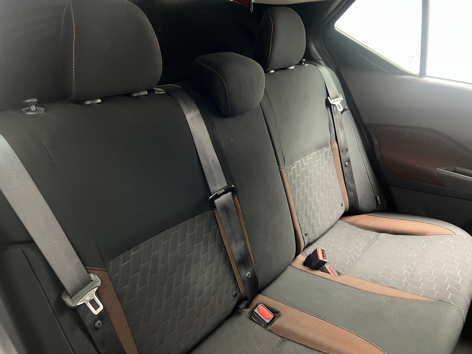 Thumbnail: 2023 Nissan Kicks - 6