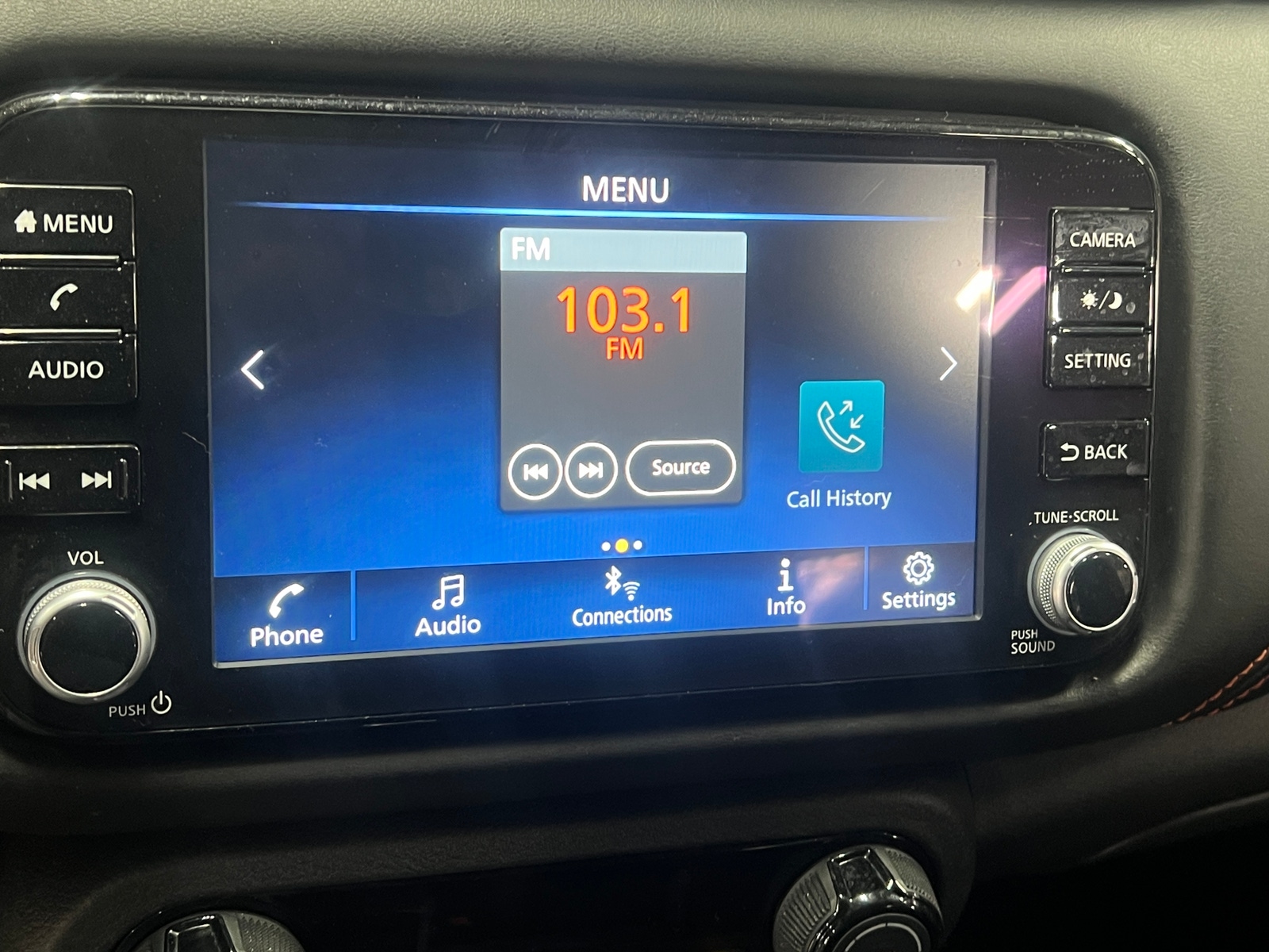 Thumbnail: 2023 Nissan Kicks - 4