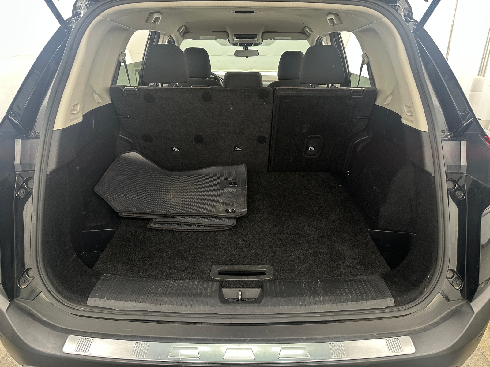 Thumbnail: 2023 Nissan Rogue - 7