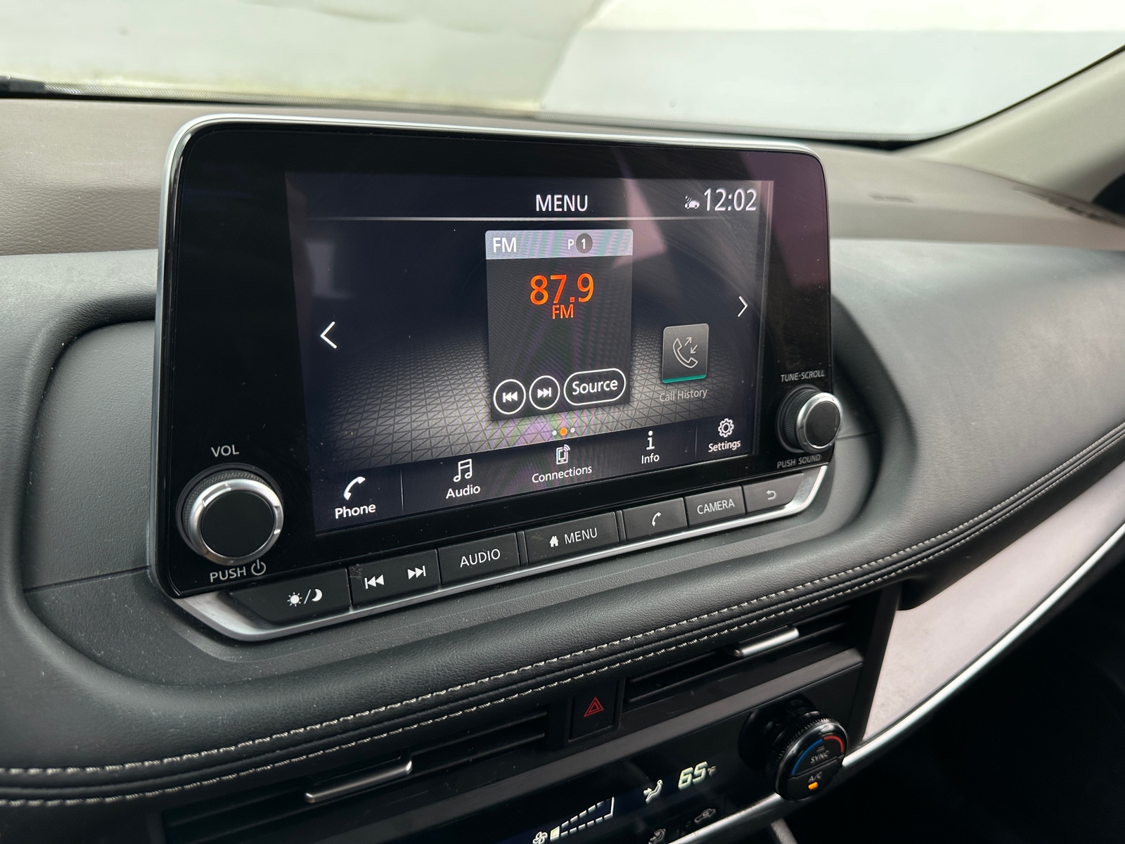 Thumbnail: 2023 Nissan Rogue - 4