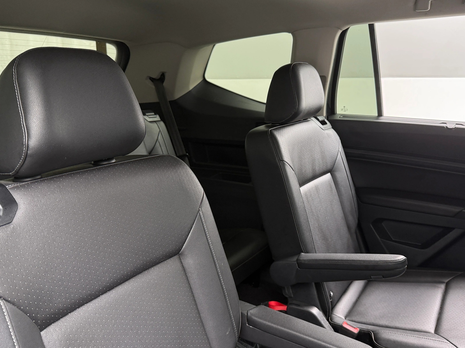 Thumbnail: 2019 Volkswagen Atlas - 5