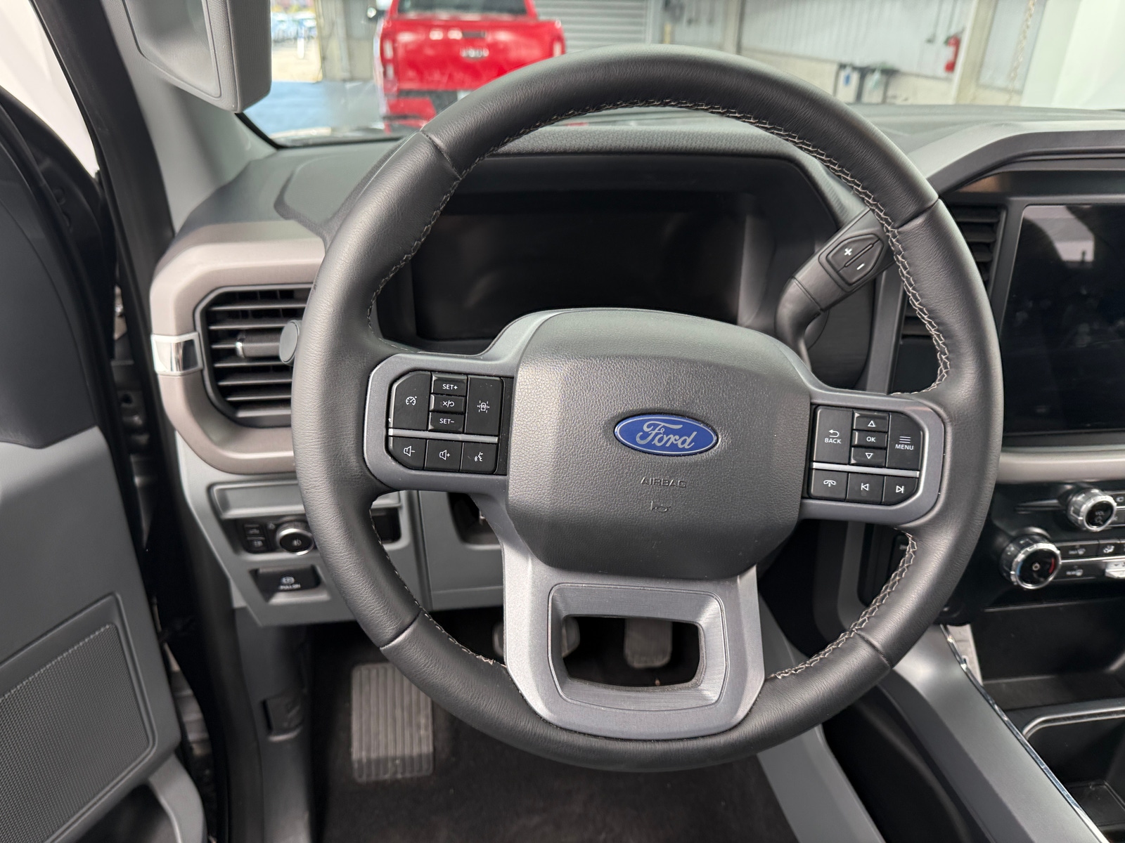 Thumbnail: 2025 Ford Econoline - 5