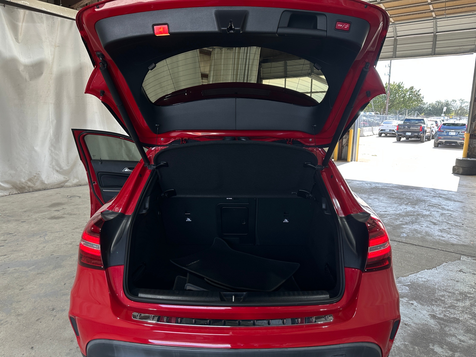 Thumbnail: 2018 Mercedes-Benz GLA - 6