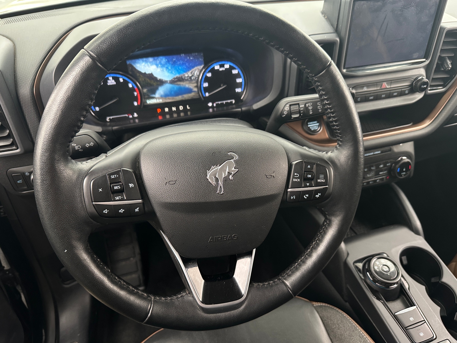 Thumbnail: 2022 Ford Bronco Sport - 4