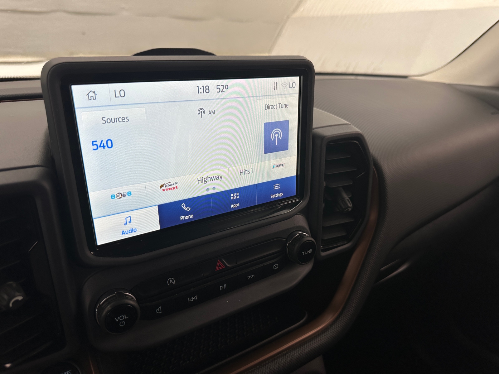 Thumbnail: 2022 Ford Bronco Sport - 3