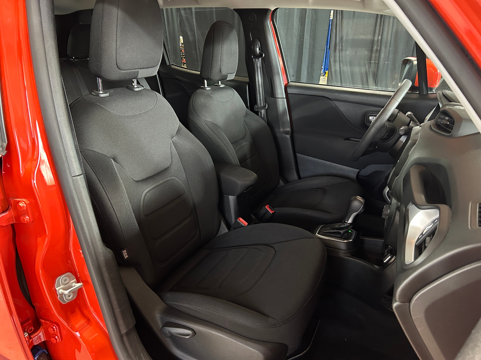 Thumbnail: 2020 Jeep Renegade - 2