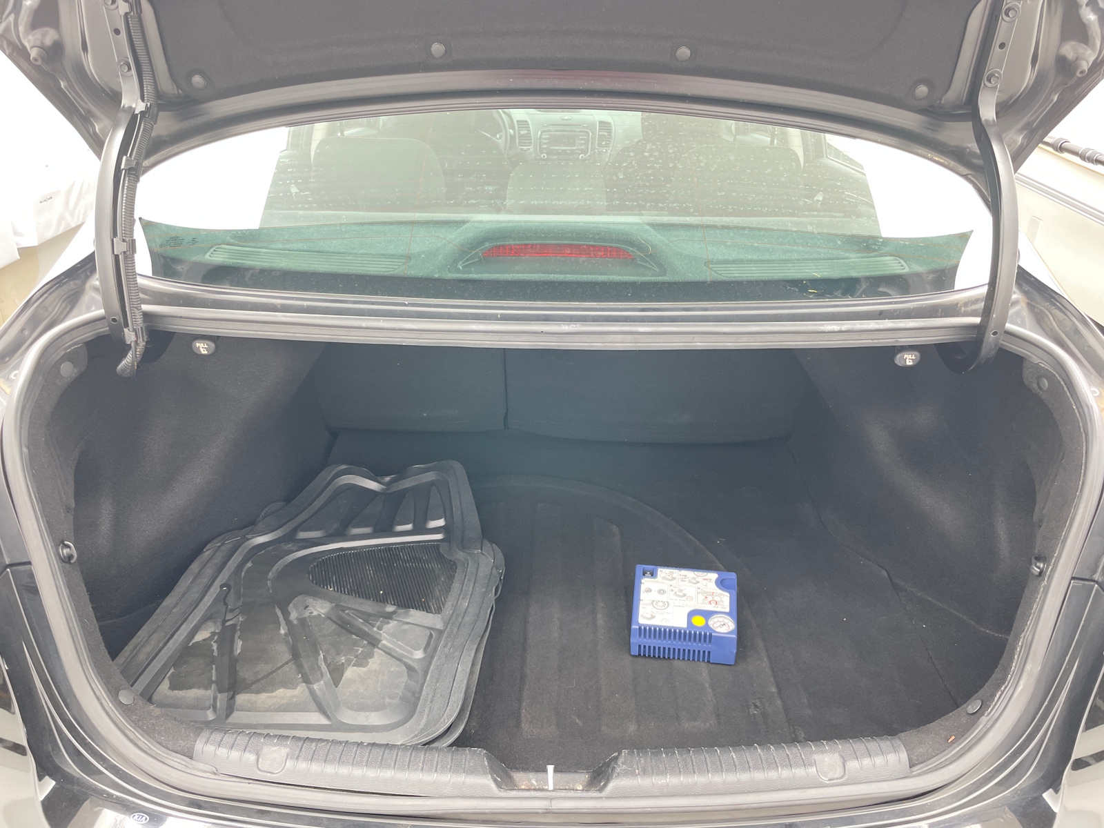 Thumbnail: 2017 Kia Forte - 7