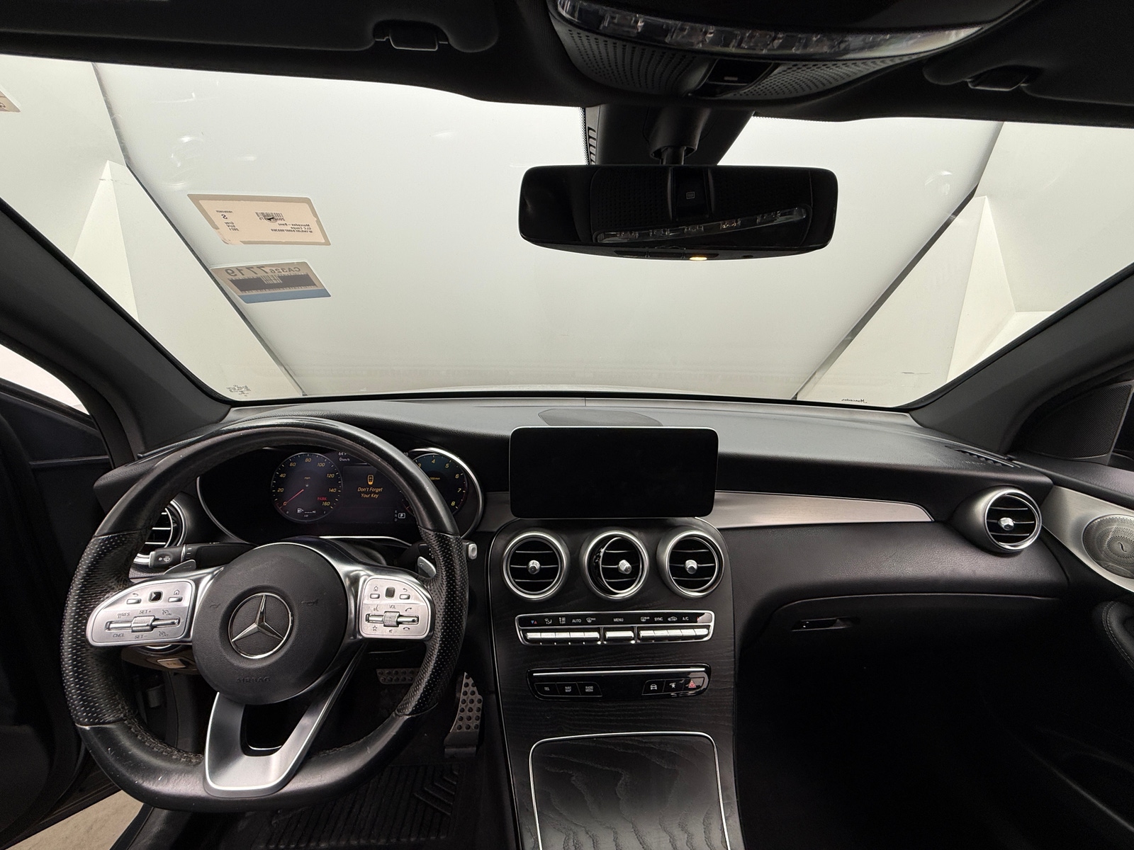 Thumbnail: 2021 Mercedes-Benz GLC - 2