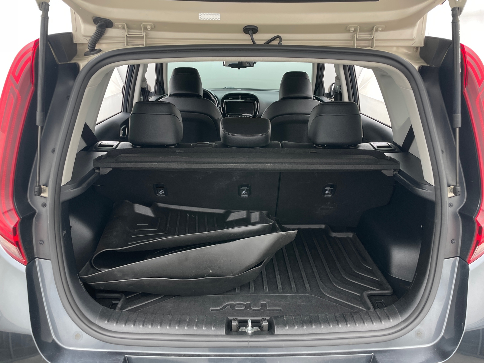 Thumbnail: 2020 Kia Soul - 7