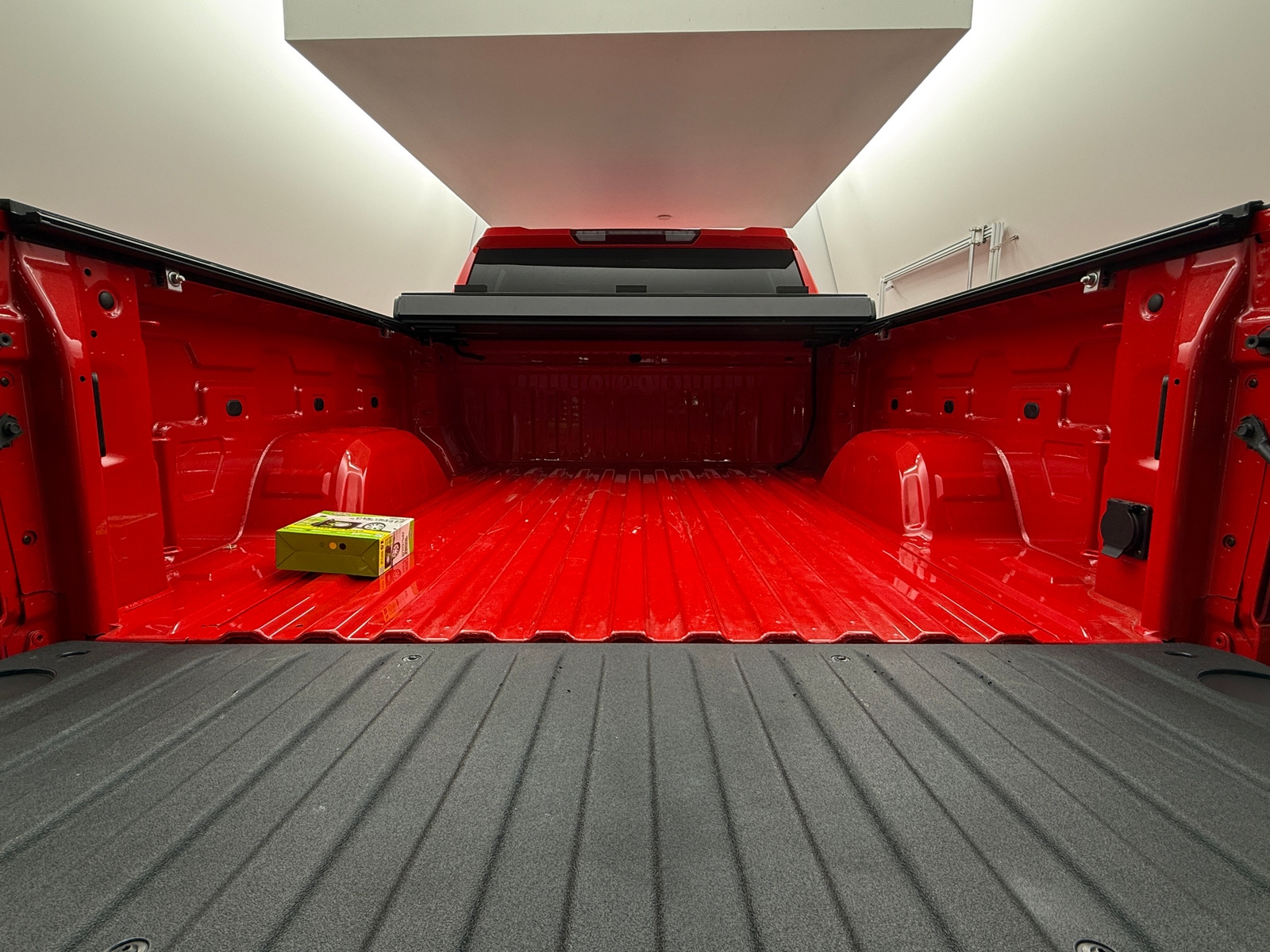 Thumbnail: 2025 Chevrolet Silverado 1500 - 7