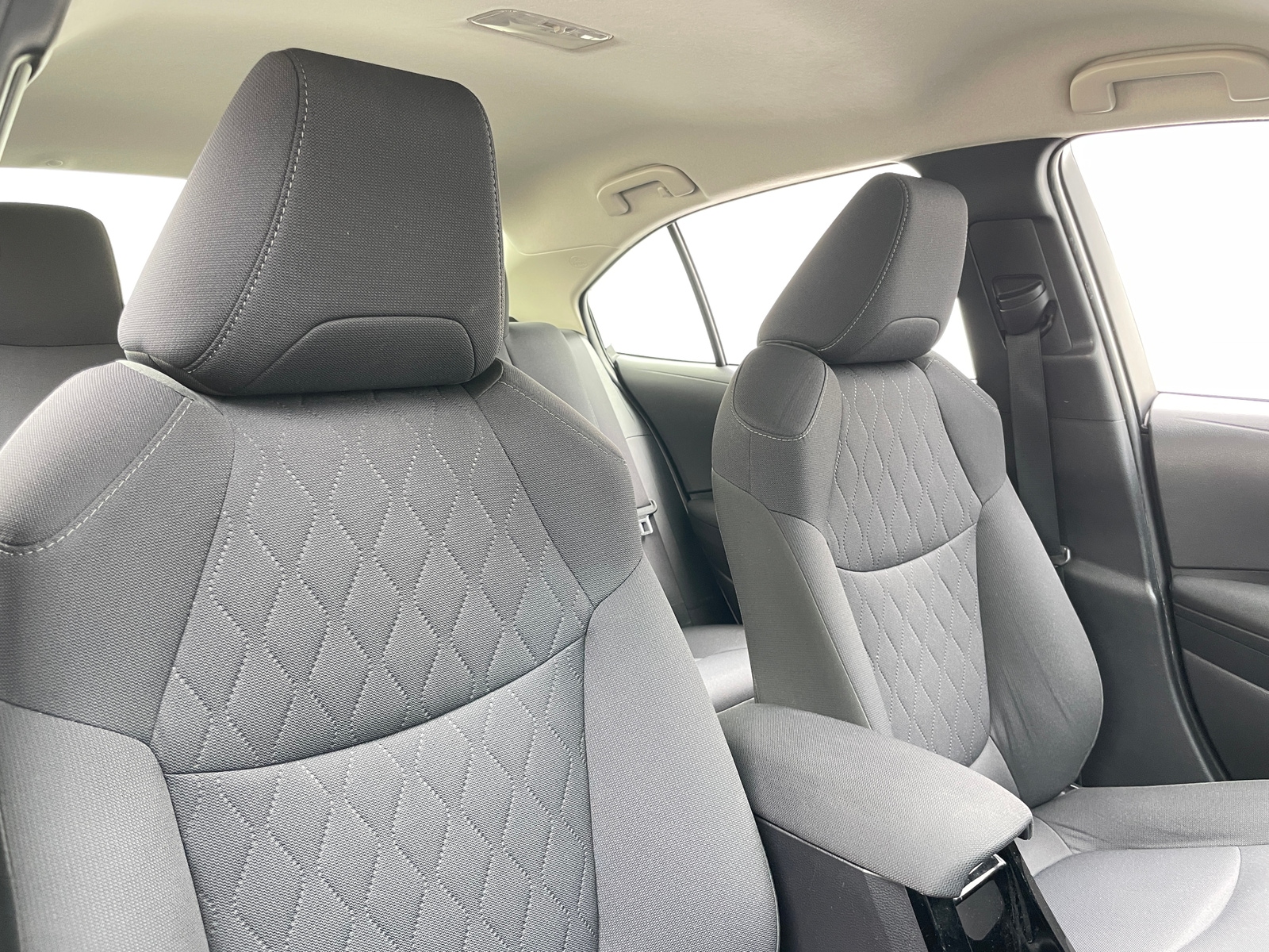 Thumbnail: 2022 Toyota Corolla - 2