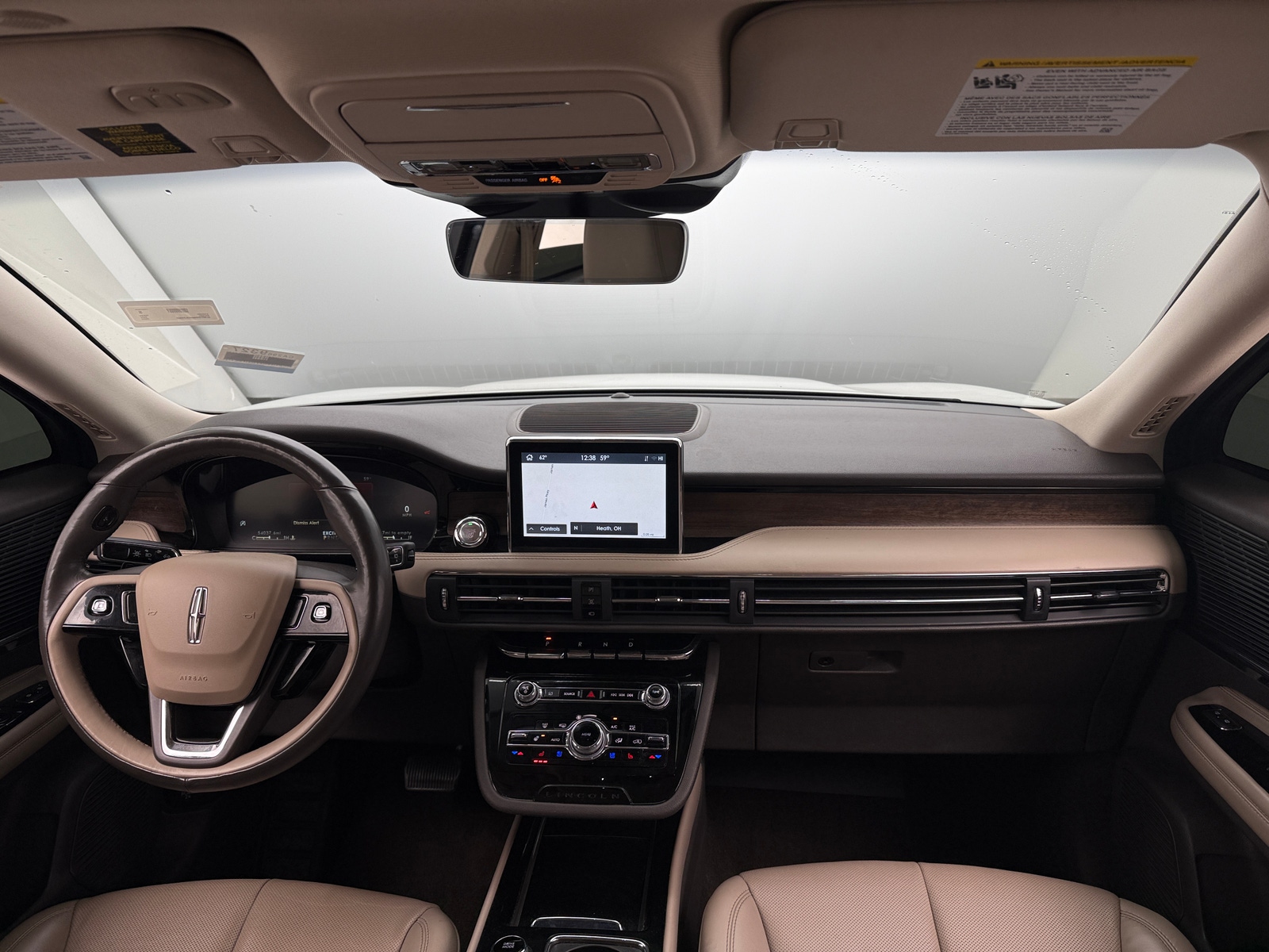 Thumbnail: 2022 Lincoln Corsair - 2