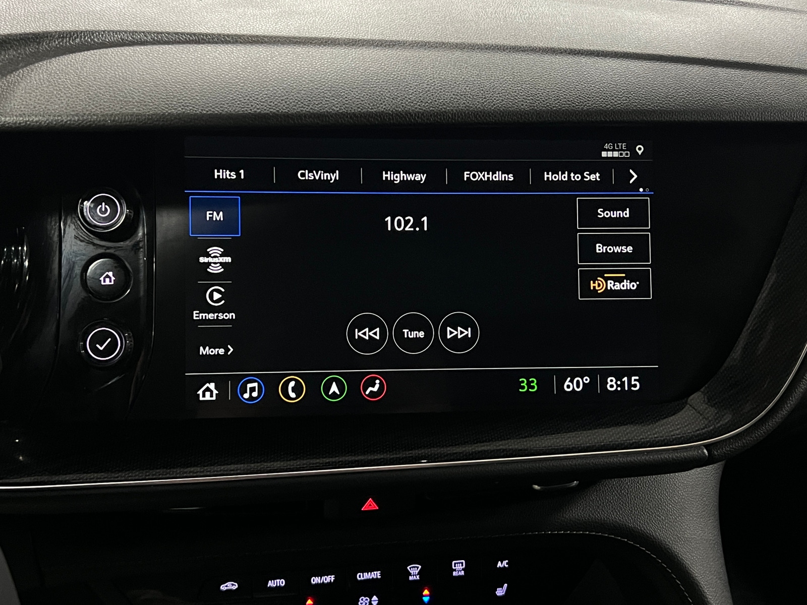 Thumbnail: 2022 Buick Envision - 3