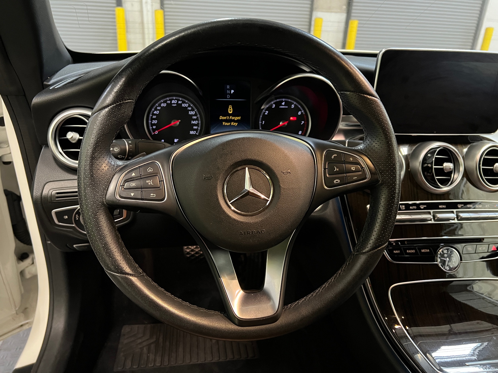 Thumbnail: 2017 Mercedes-Benz C-Class - 4