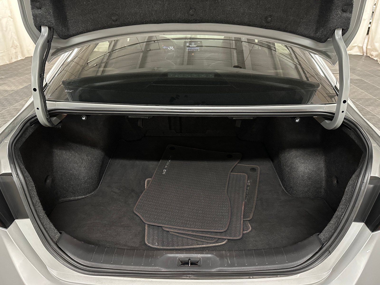 Thumbnail: 2020 Nissan Altima - 7