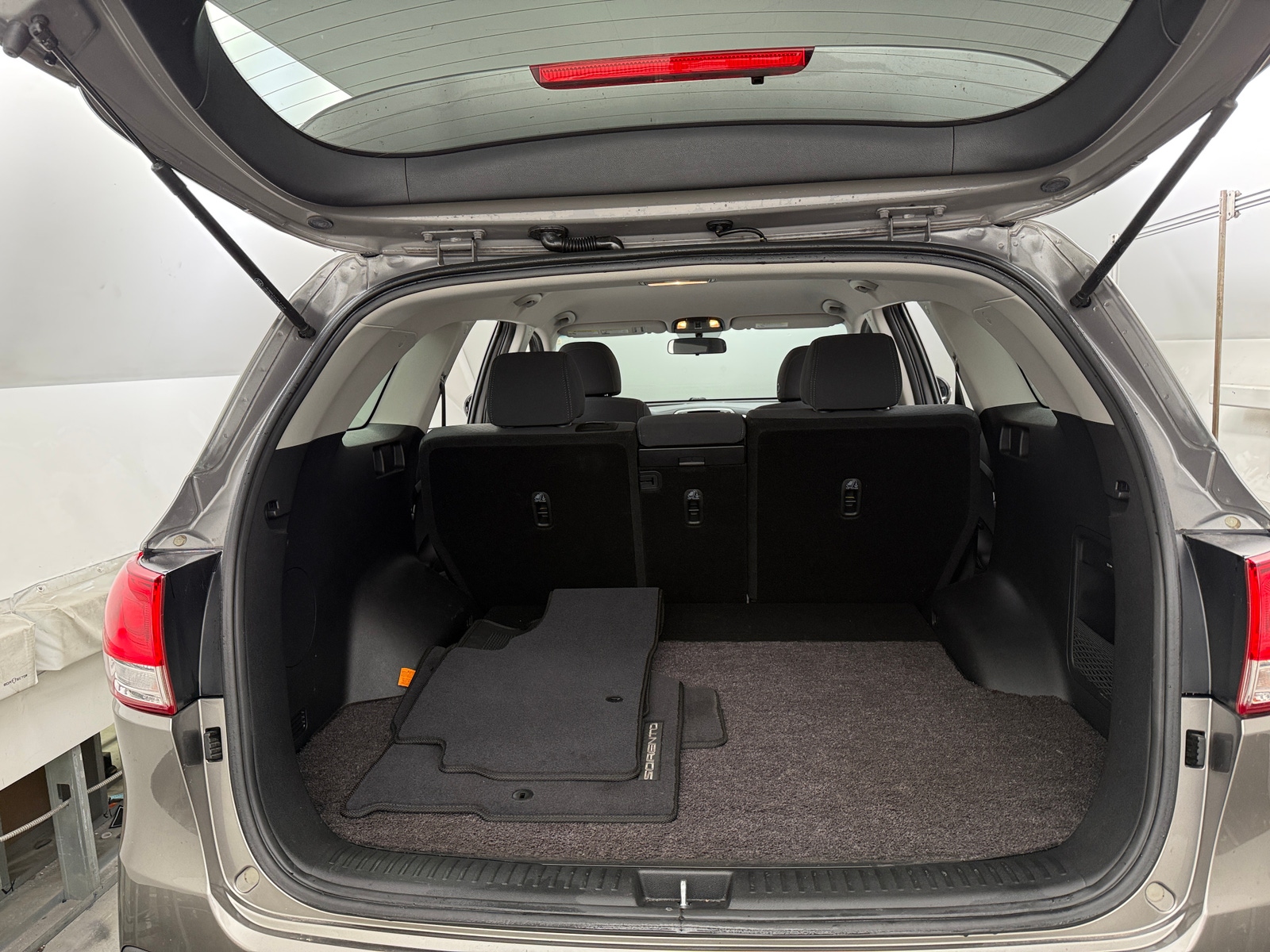 Thumbnail: 2018 Kia Sorento - 7