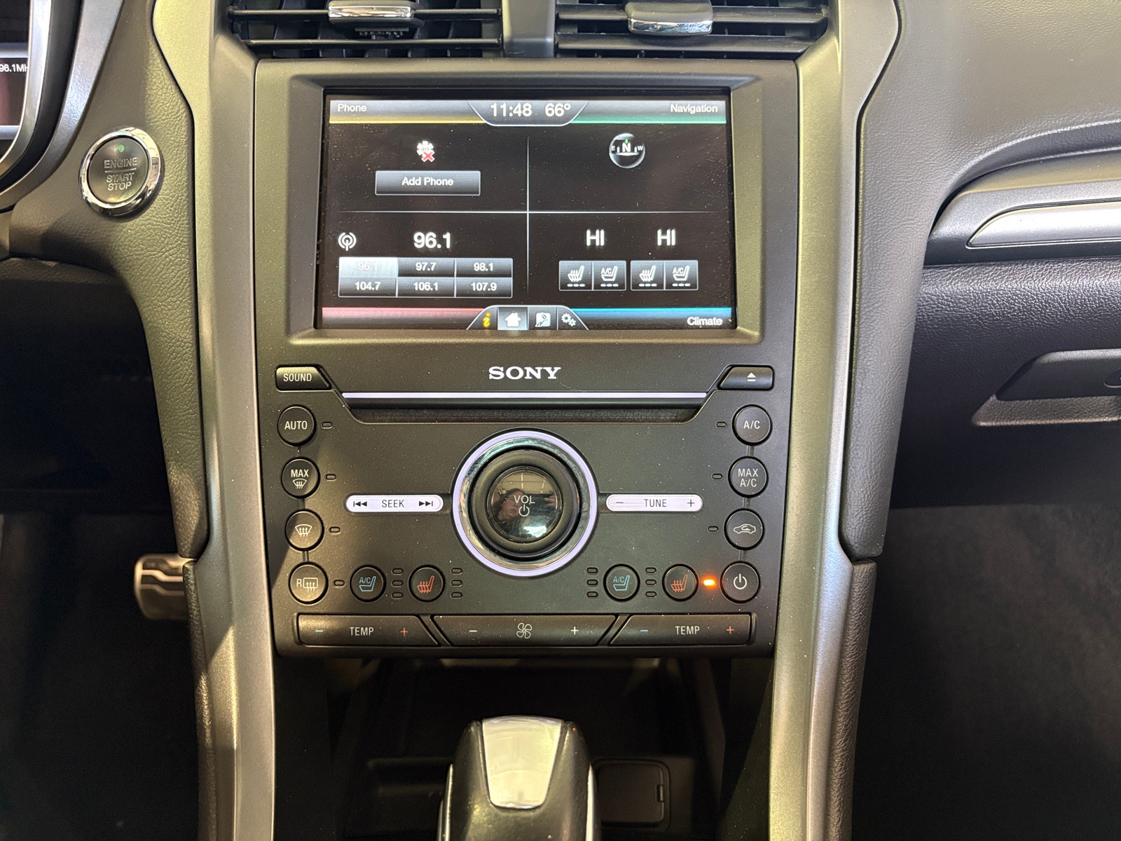 Thumbnail: 2016 Ford Fusion - 3