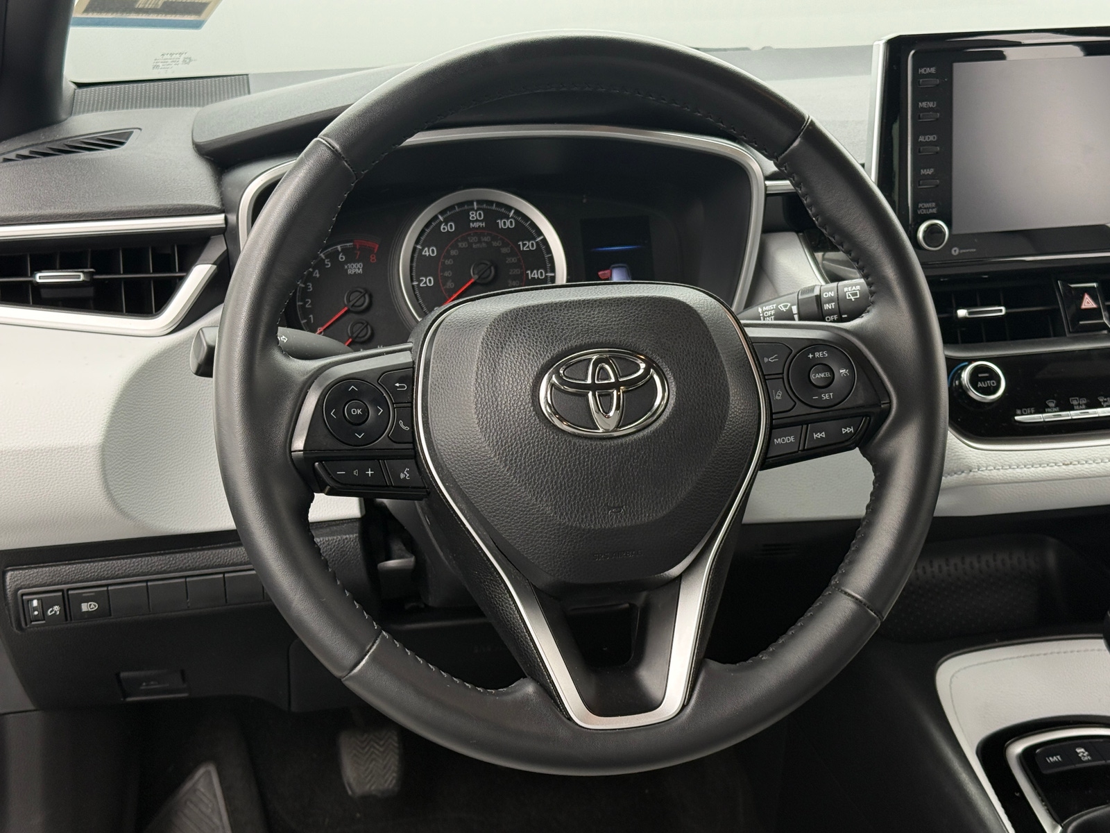 Thumbnail: 2022 Toyota Corolla - 5