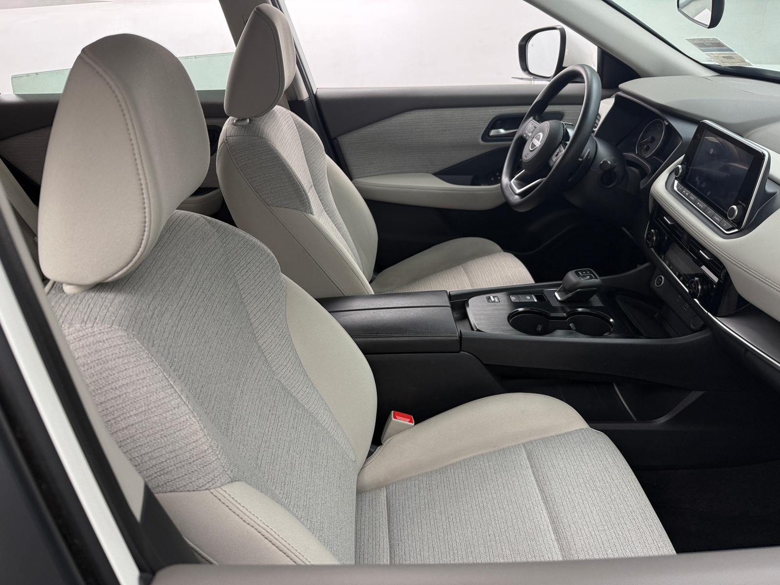 Thumbnail: 2022 Nissan Rogue - 2