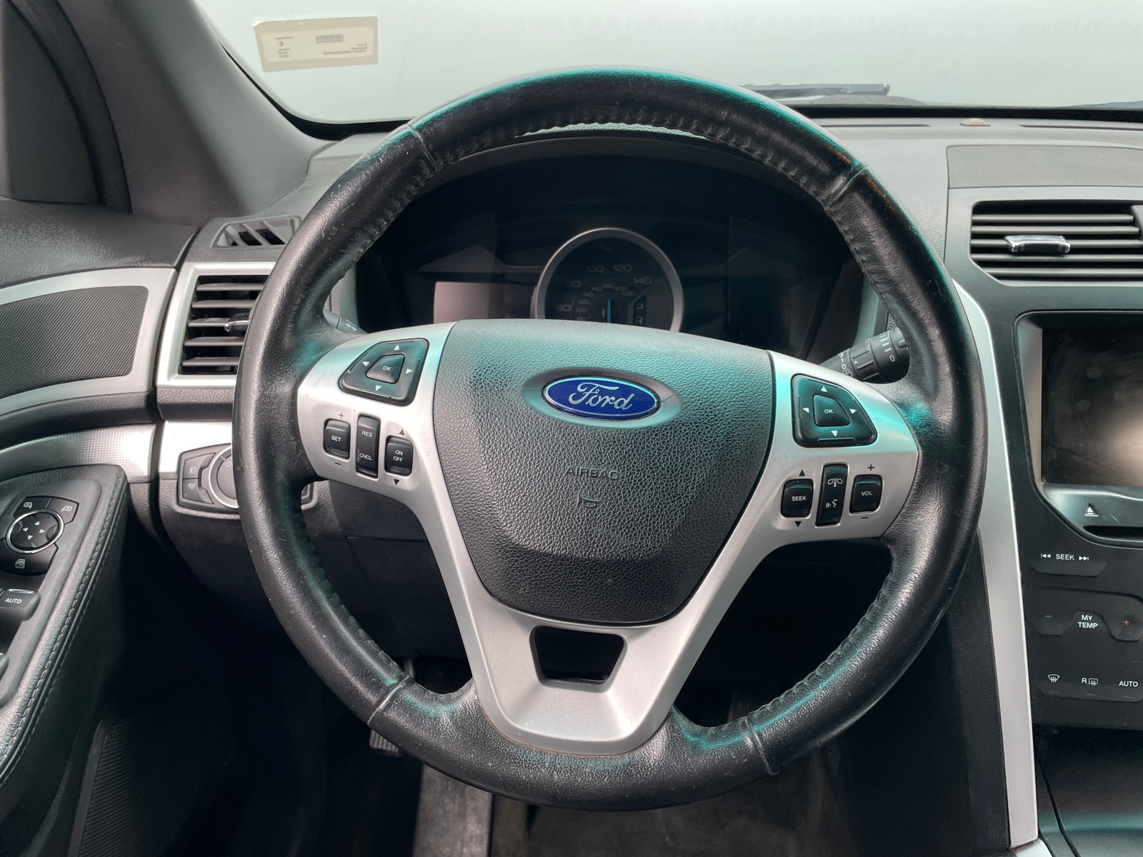 Thumbnail: 2014 Ford Explorer - 4