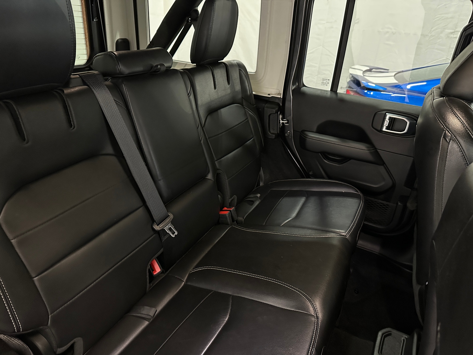 Thumbnail: 2021 Jeep Wrangler - 5