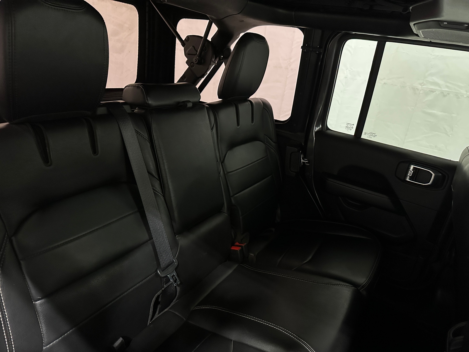 Thumbnail: 2022 Jeep Wrangler - 5