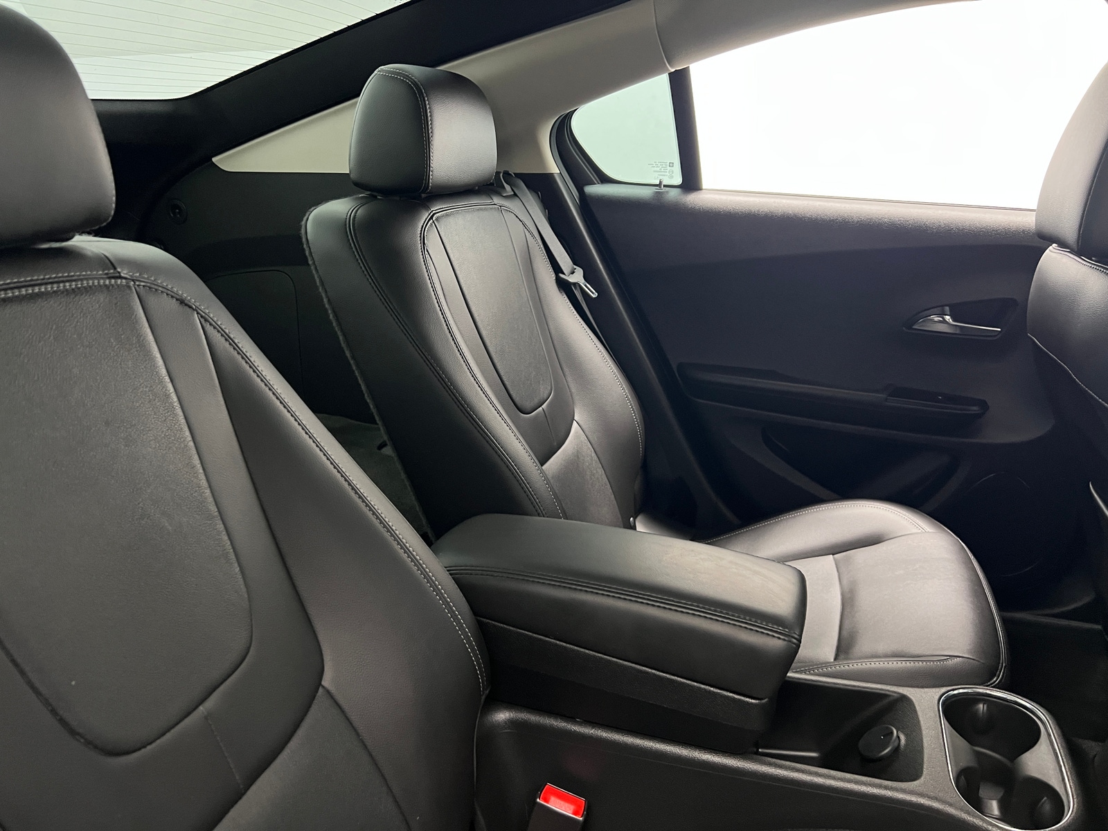 Thumbnail: 2015 Chevrolet Volt - 5