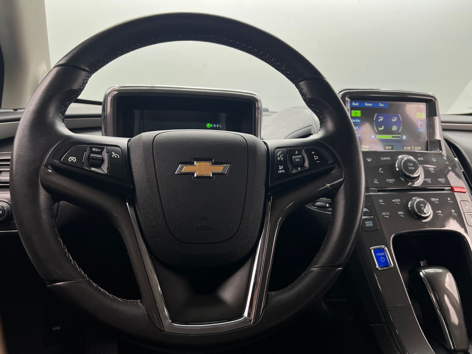 Thumbnail: 2015 Chevrolet Volt - 4