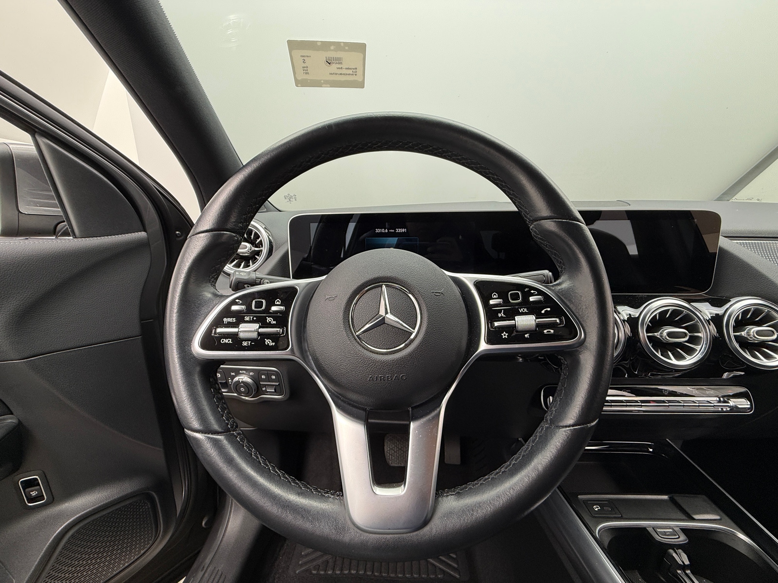 Thumbnail: 2021 Mercedes-Benz GLA - 4