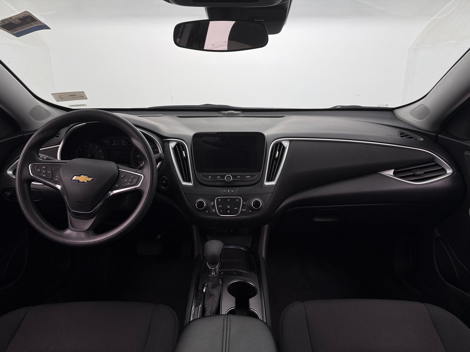 Thumbnail: 2024 Chevrolet Malibu - 3