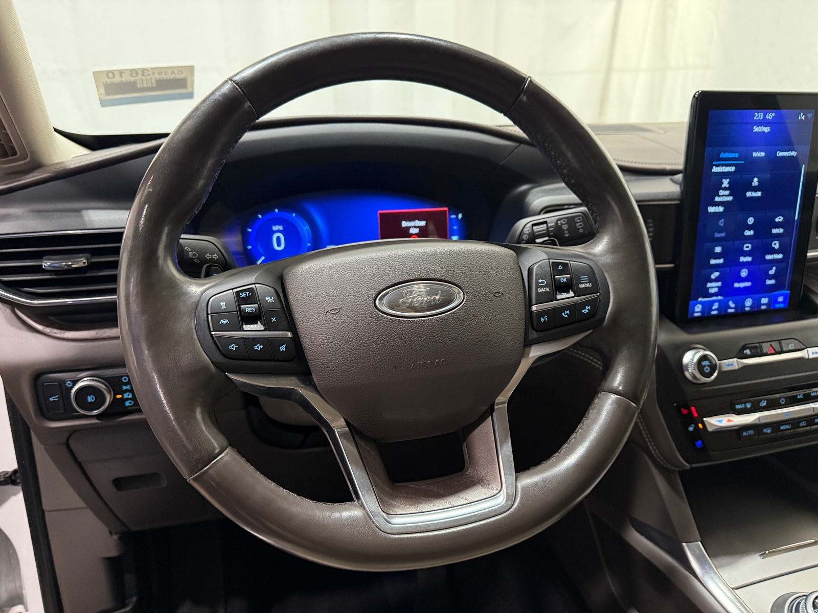 Thumbnail: 2020 Ford Explorer - 4