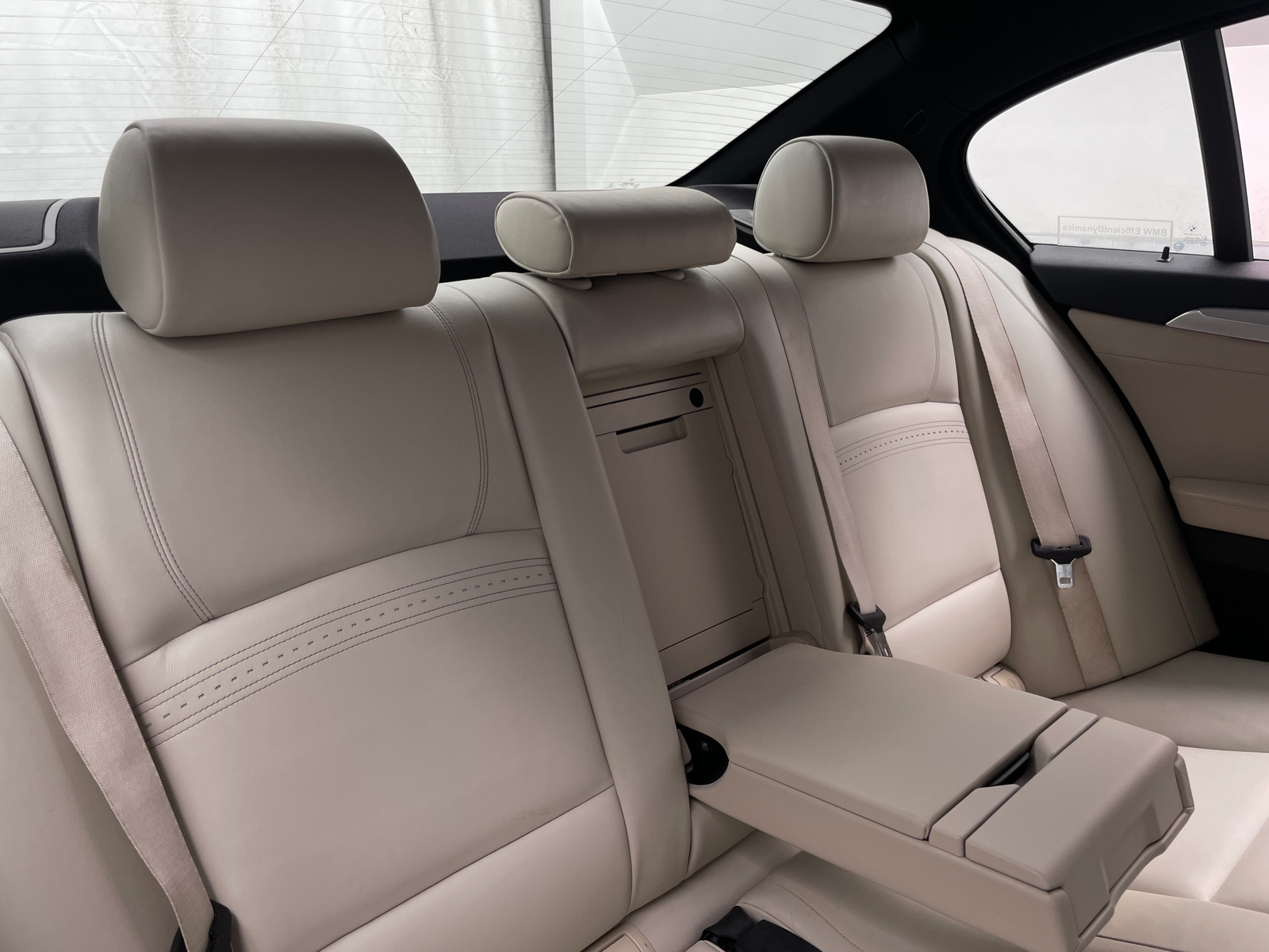 Thumbnail: 2015 BMW 5 Series - 5