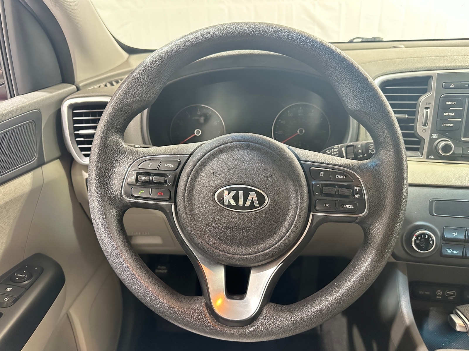 Thumbnail: 2017 Kia Sportage - 5