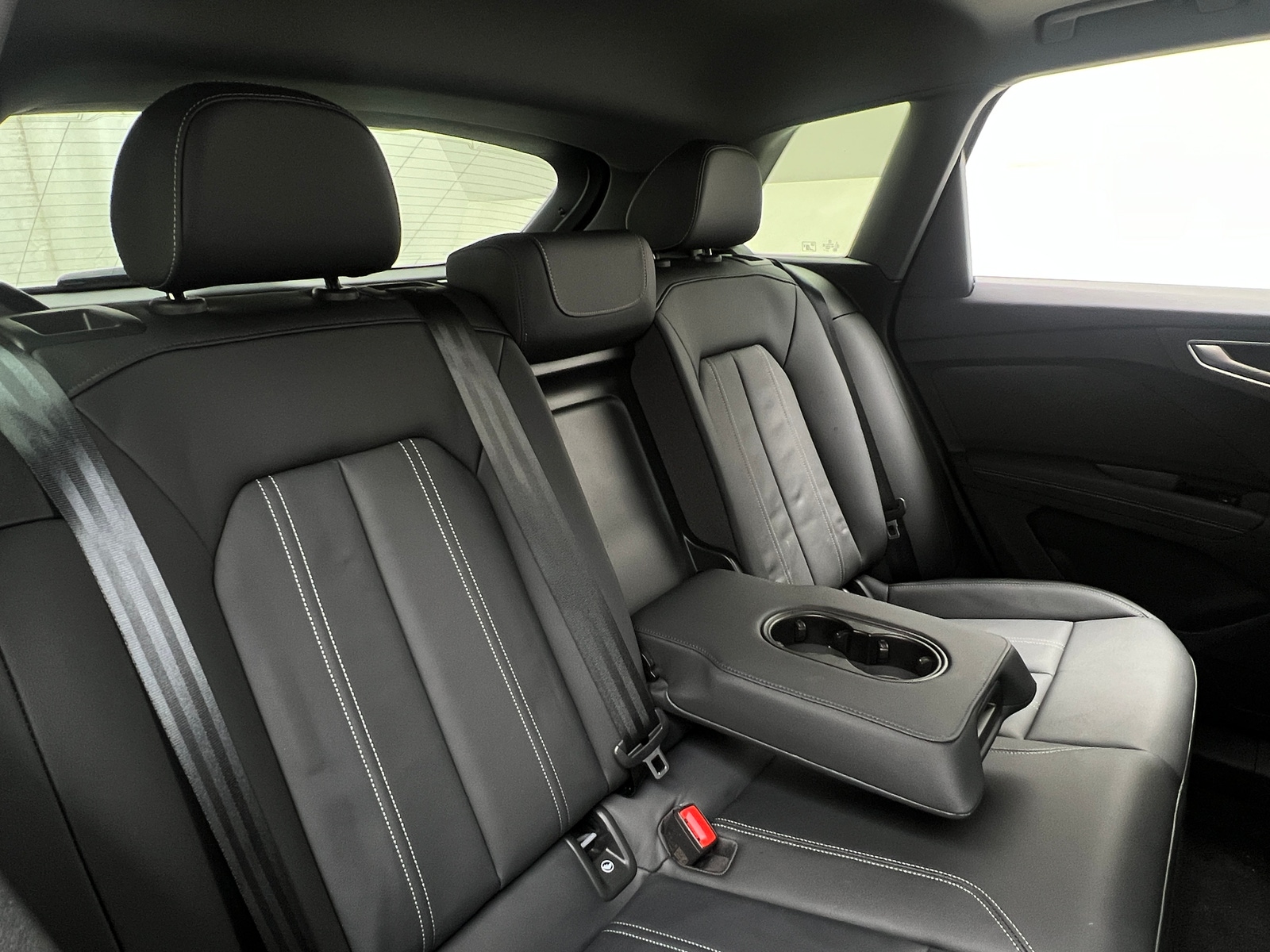 Thumbnail: 2025 Audi Q4 e-tron - 5