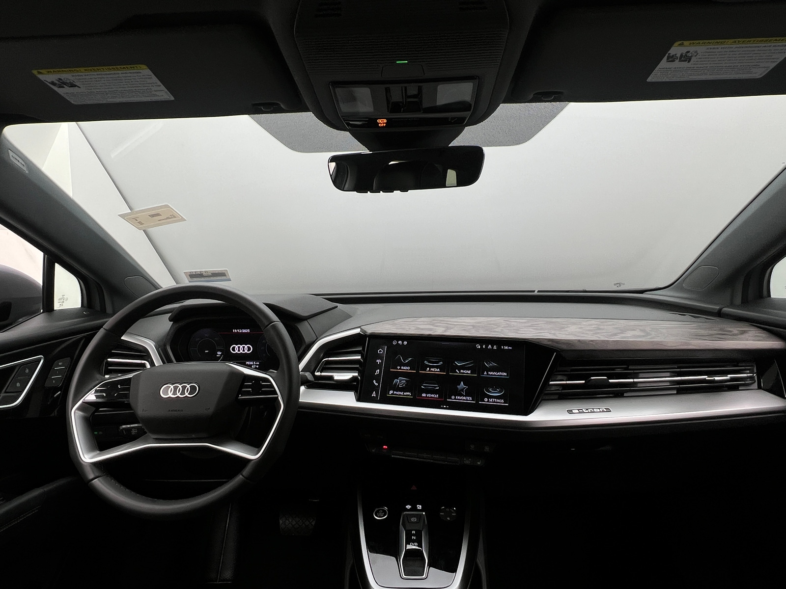 Thumbnail: 2025 Audi Q4 e-tron - 2