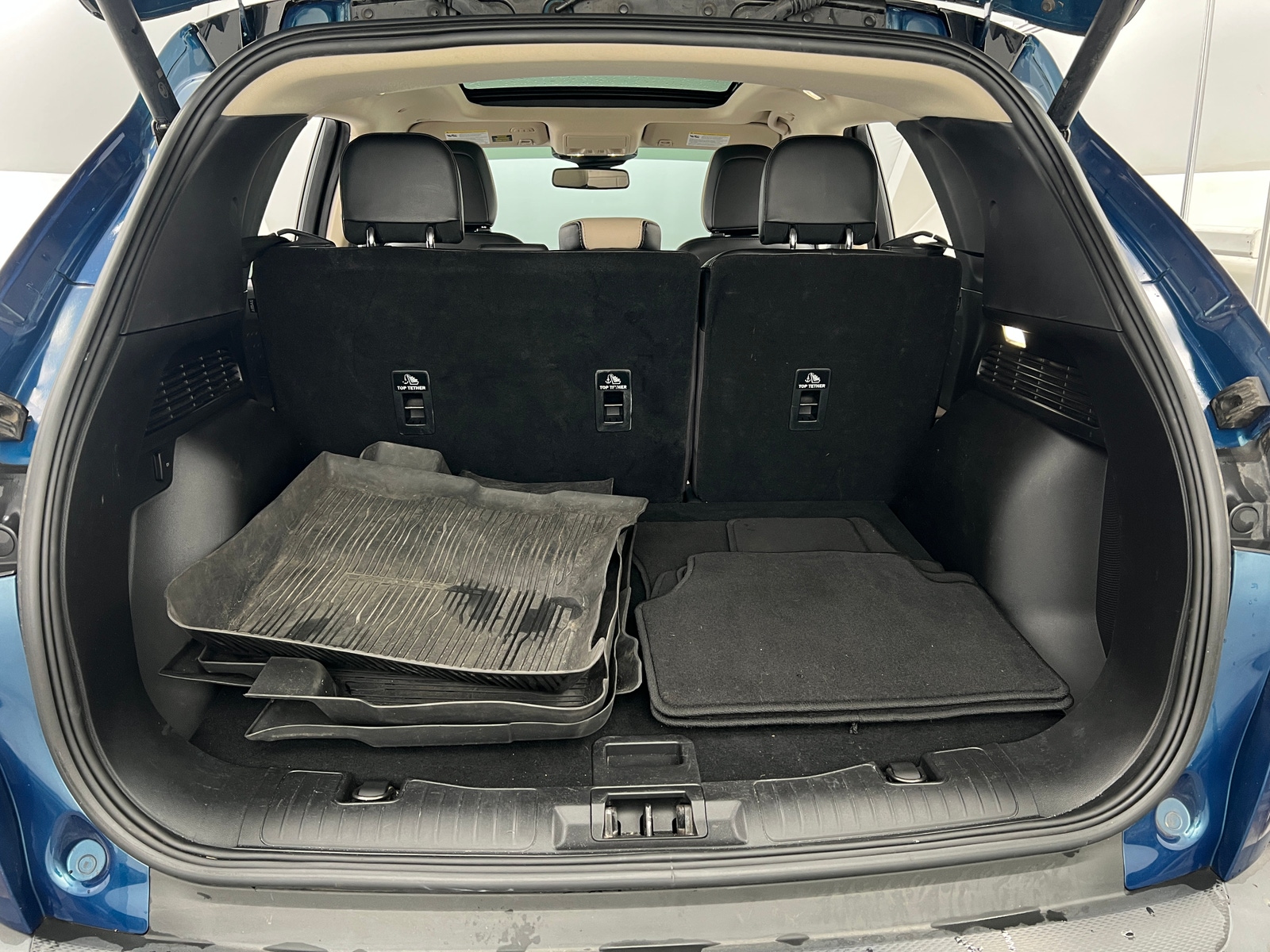 Thumbnail: 2020 Ford Escape - 6