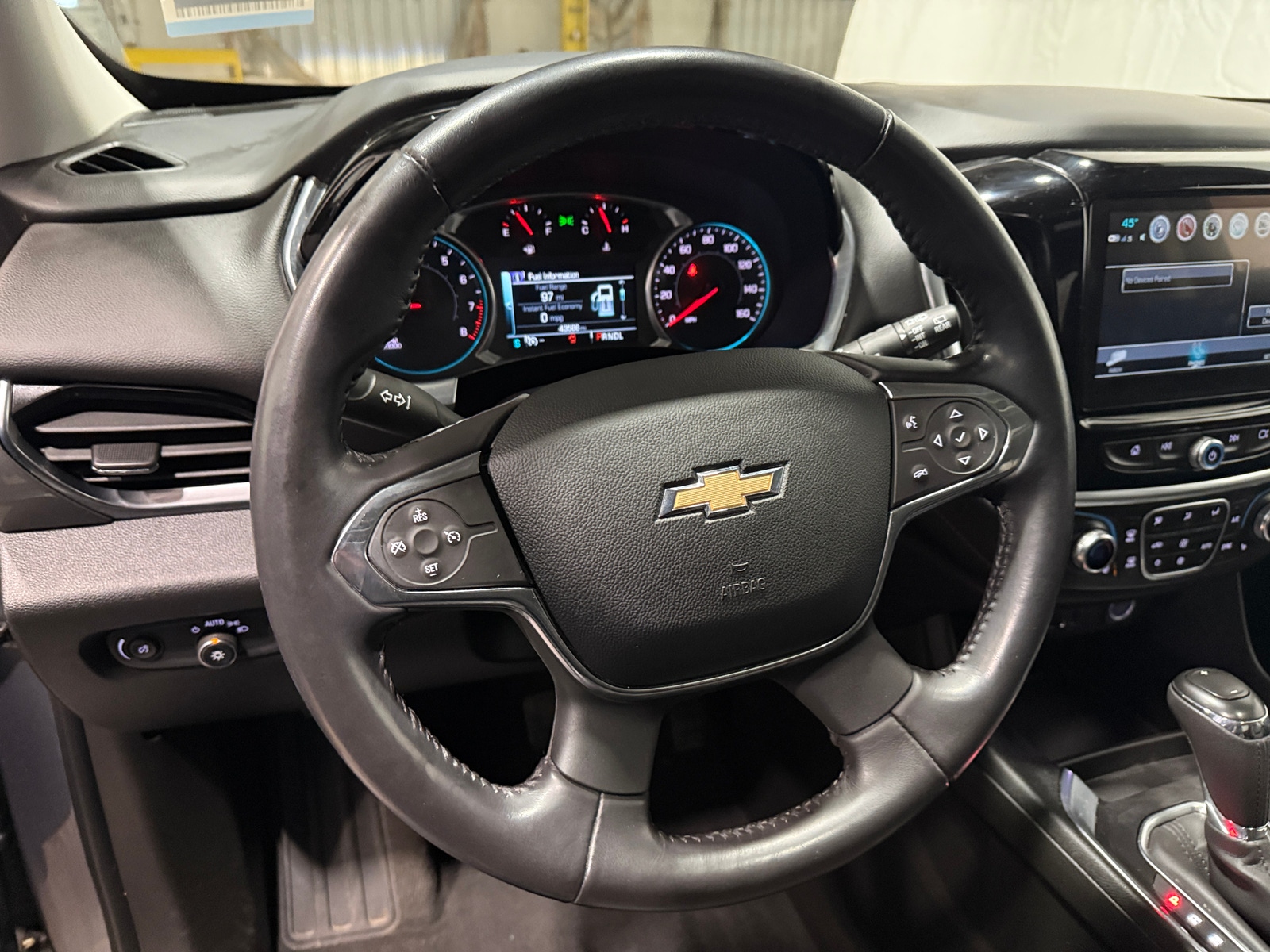 Thumbnail: 2019 Chevrolet Traverse - 4