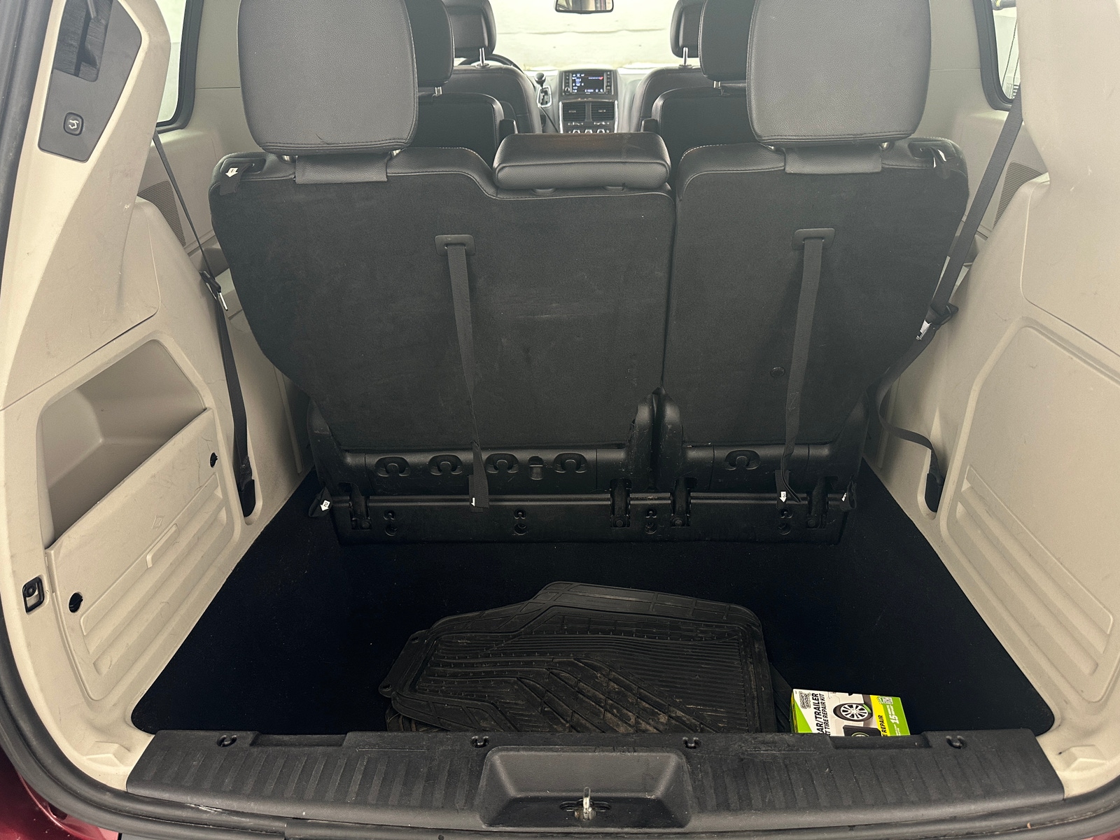 Thumbnail: 2020 Dodge Grand Caravan - 6