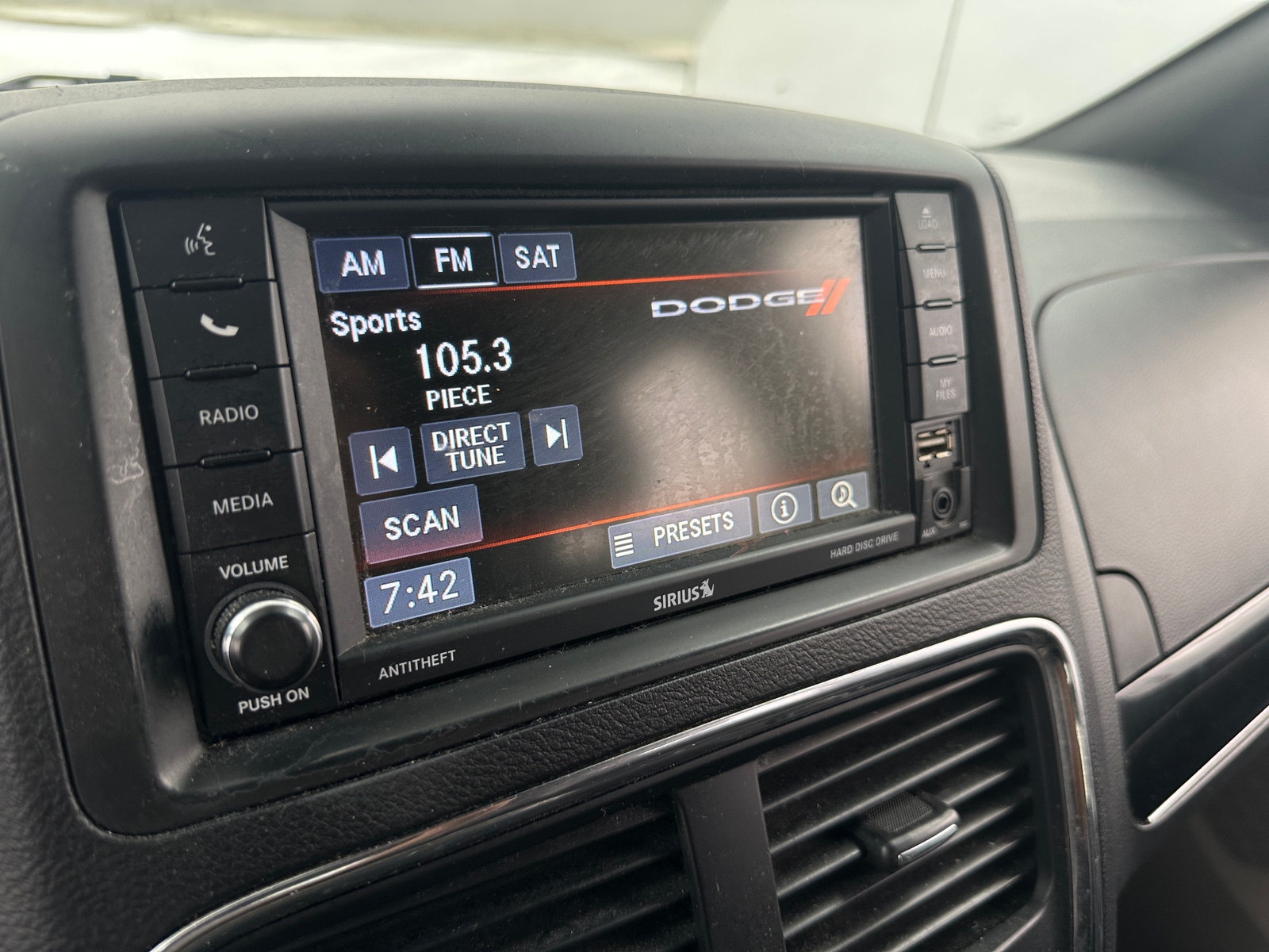 Thumbnail: 2020 Dodge Grand Caravan - 3