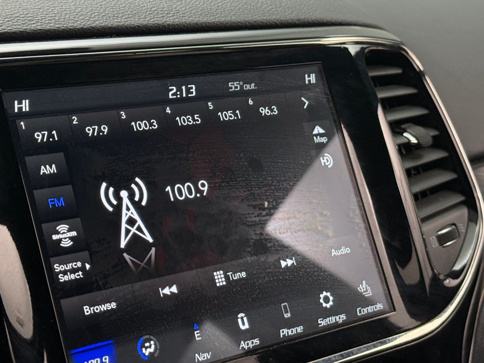 Thumbnail: 2019 Jeep Grand Cherokee - 3