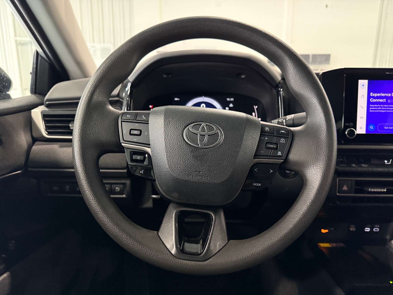 Thumbnail: 2025 Toyota Camry - 5