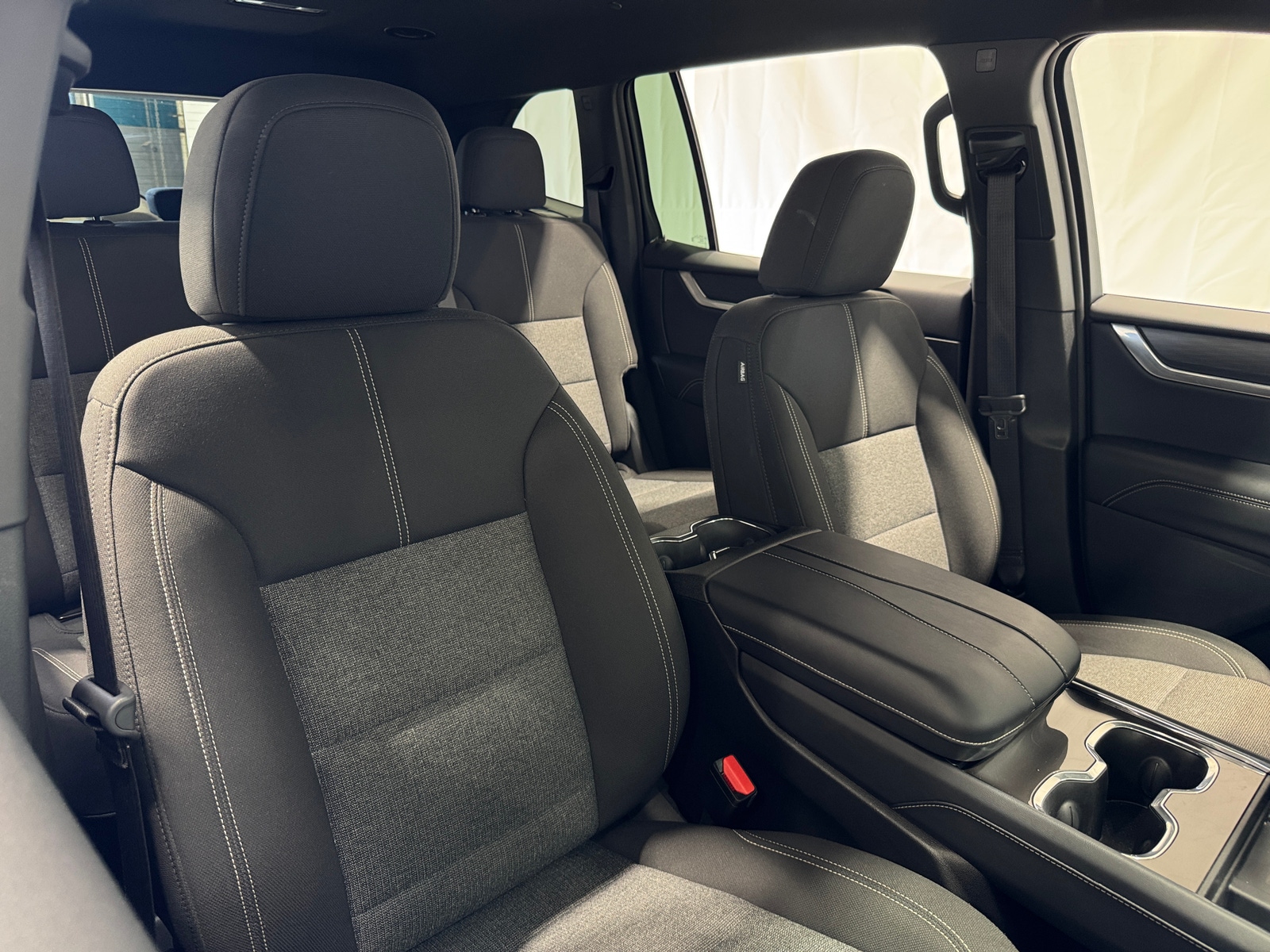 Thumbnail: 2025 GMC Acadia - 2