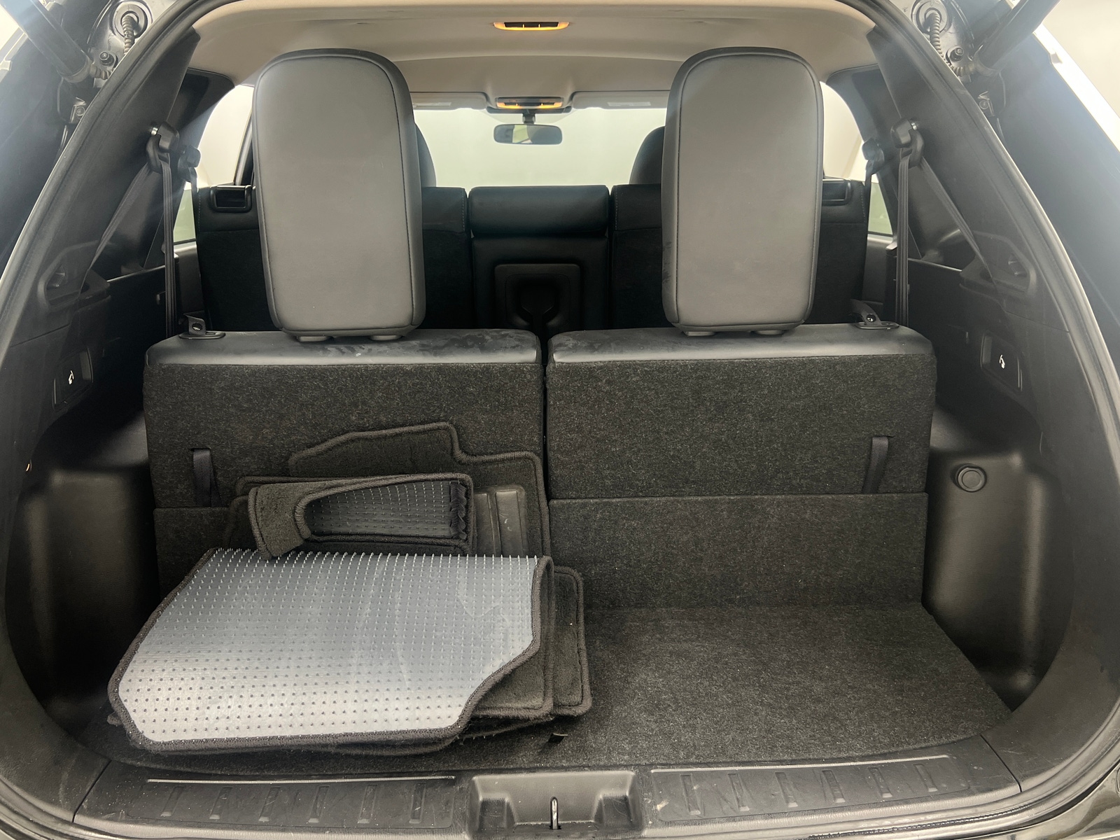 Thumbnail: 2024 Mitsubishi Outlander - 7