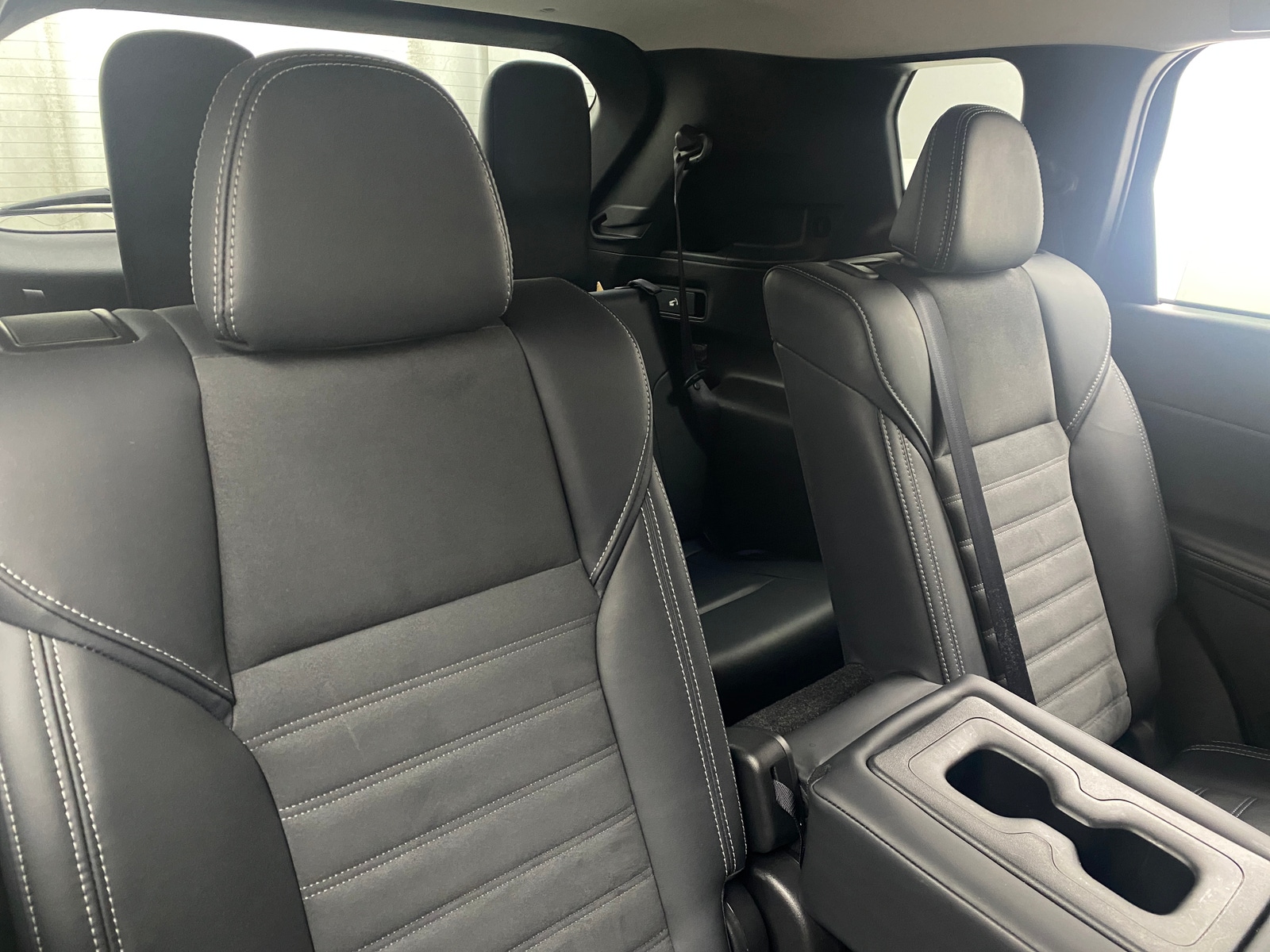 Thumbnail: 2024 Mitsubishi Outlander - 5