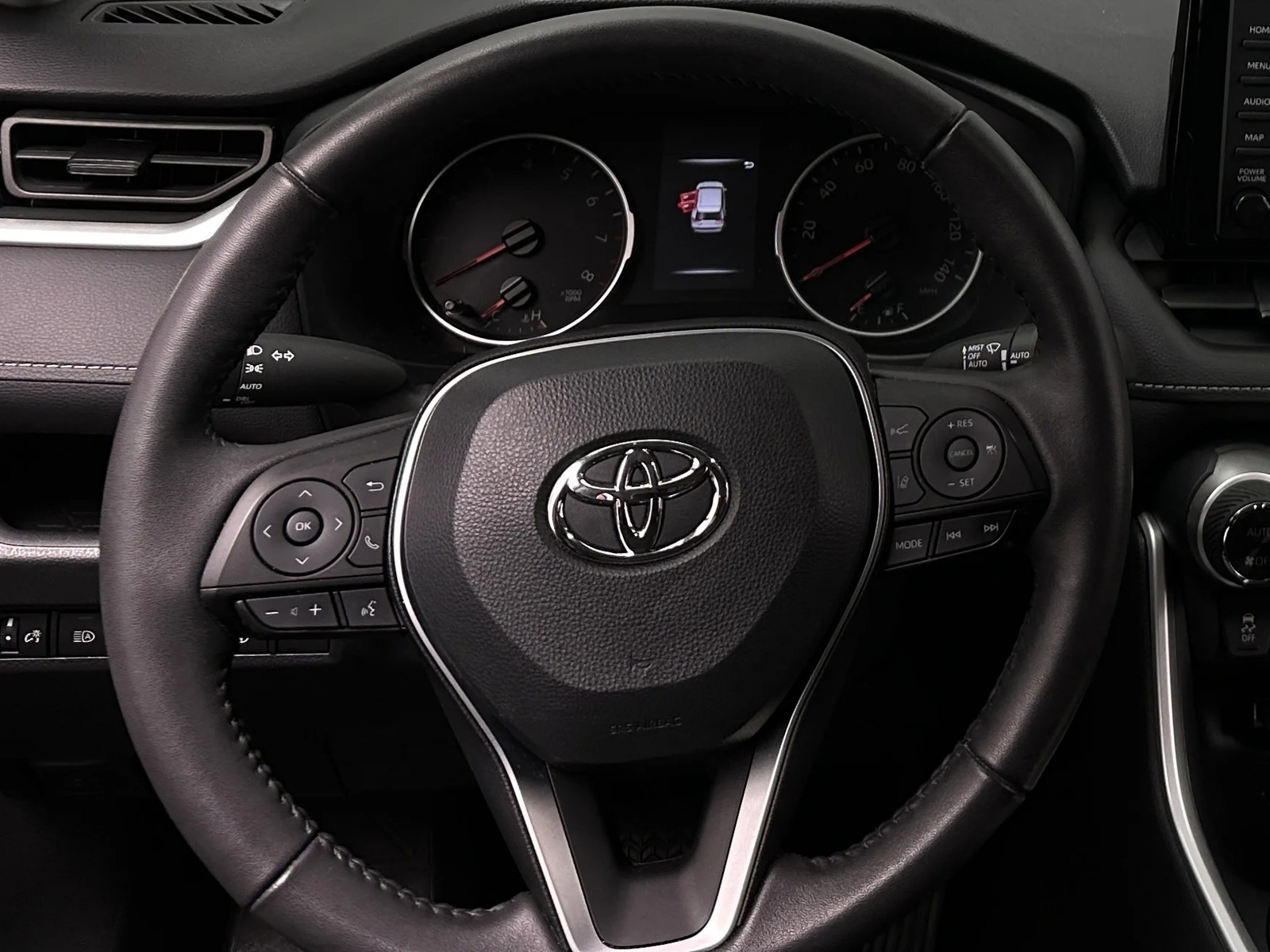 Thumbnail: 2022 Toyota RAV4 - 5