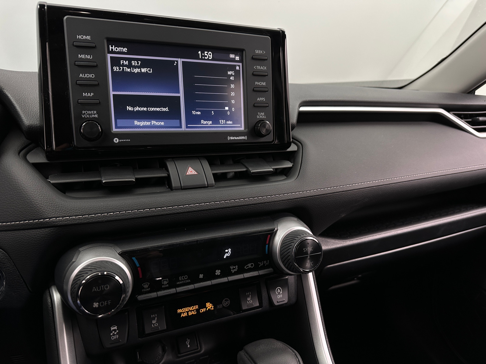 Thumbnail: 2022 Toyota RAV4 - 4