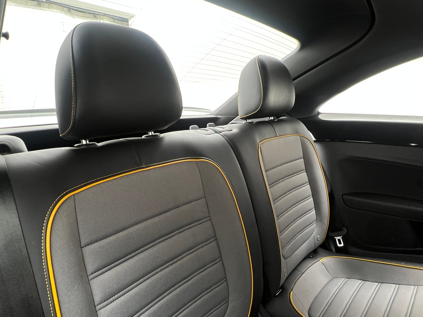 Thumbnail: 2018 Volkswagen Beetle - 6