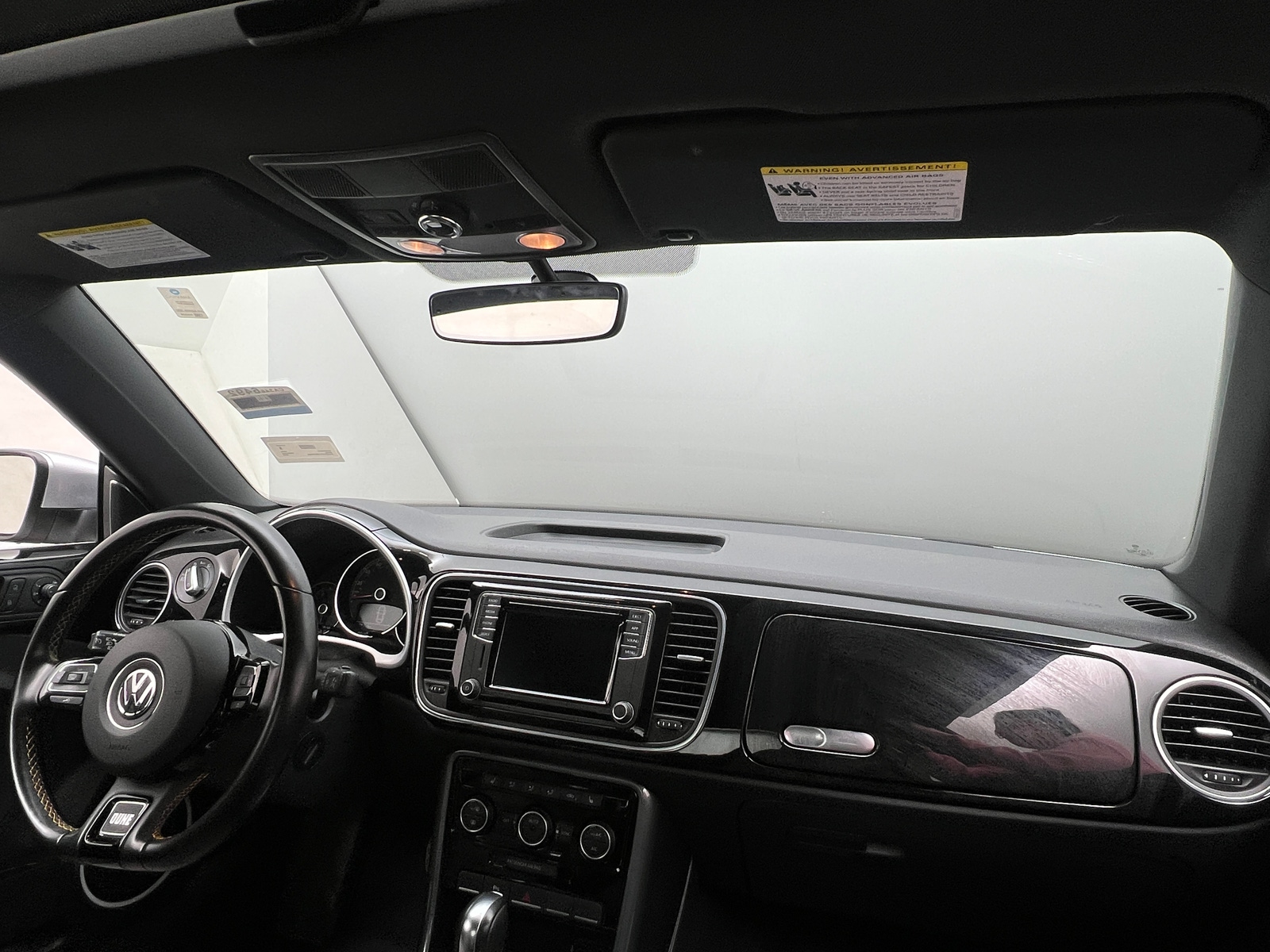 Thumbnail: 2018 Volkswagen Beetle - 3