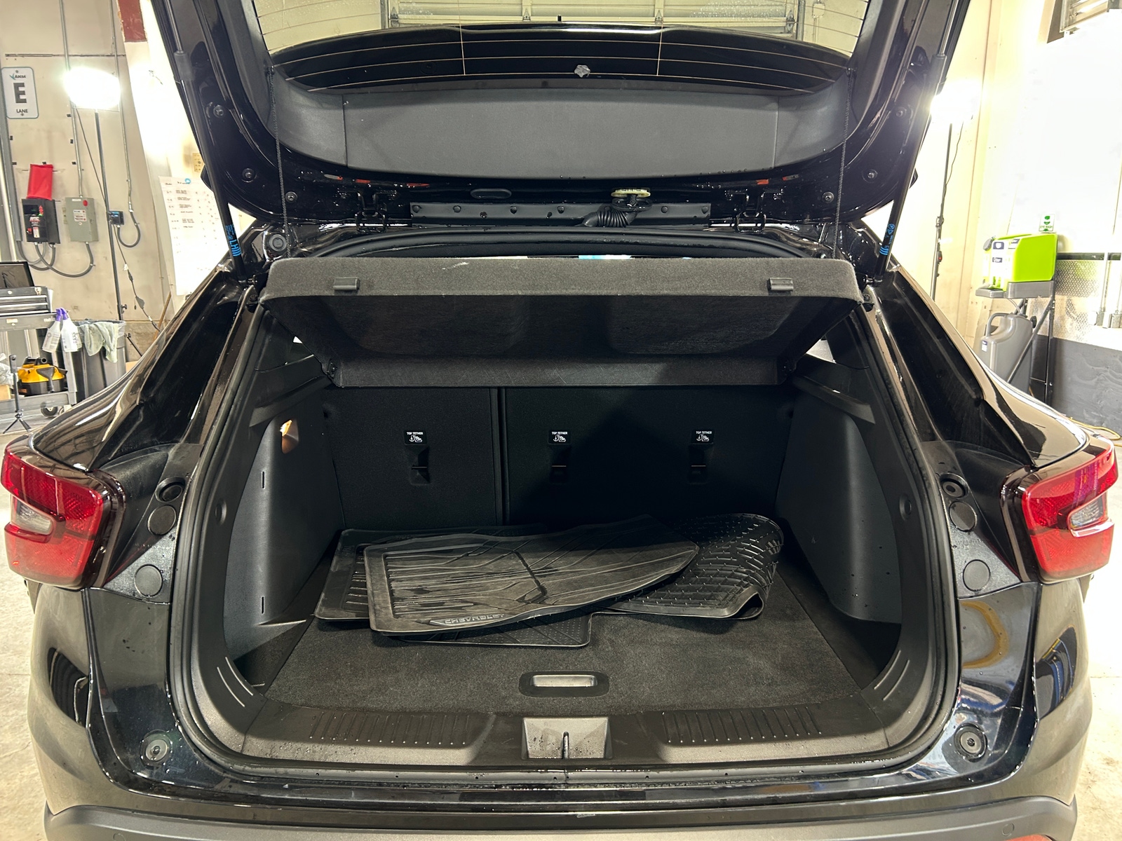 Thumbnail: 2025 Chevrolet Trax - 7