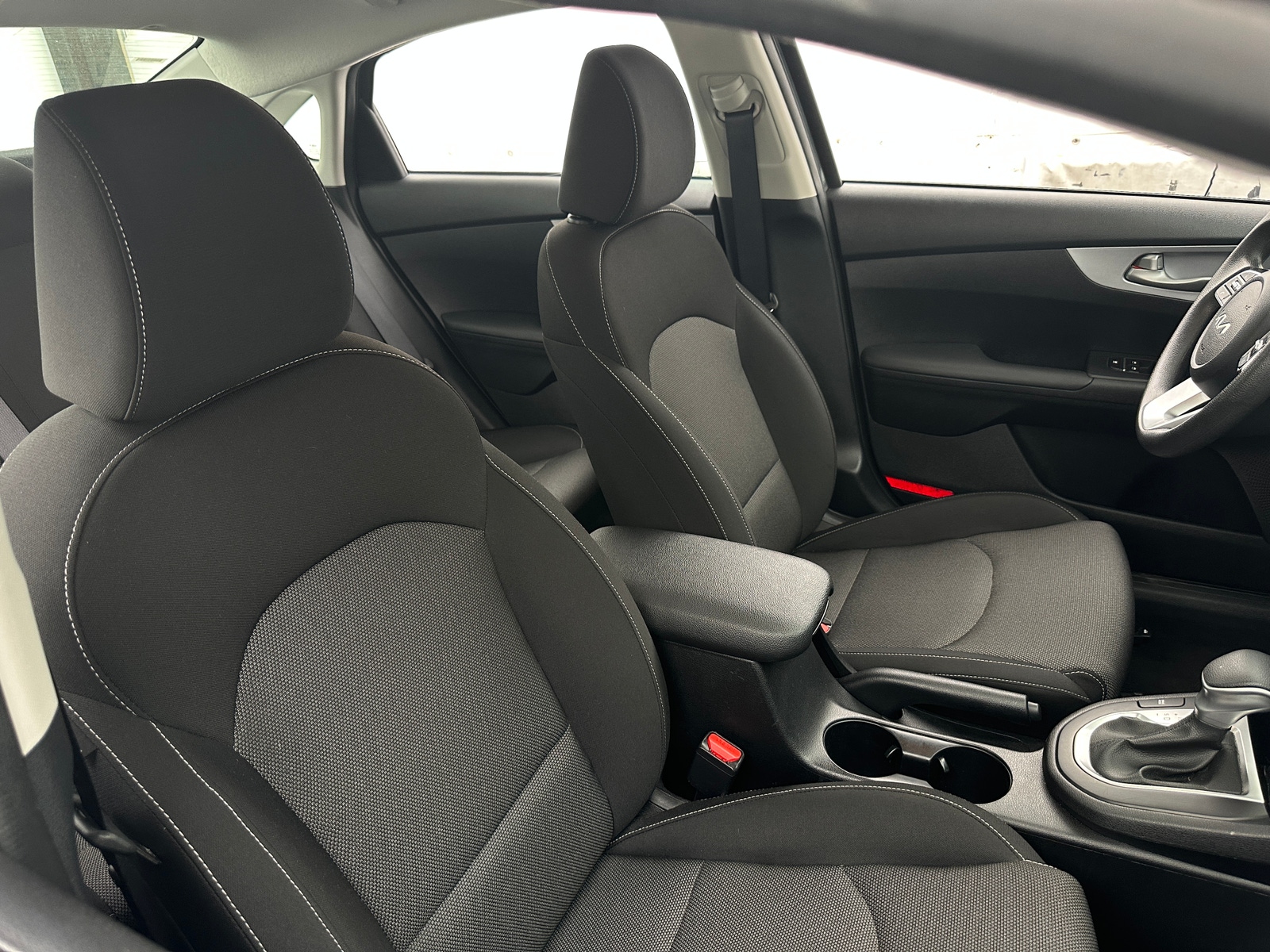 Thumbnail: 2024 Kia Forte - 2